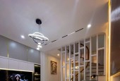 ⚜️ Bán Nhà Đê La Thành 40M2 4T MT 4 M, Chỉ 5.9 Tỷ  Lô Góc Ngõ Thoáng Ô tô Vào Nhà Kinh Doanh Đỉnh⚜️